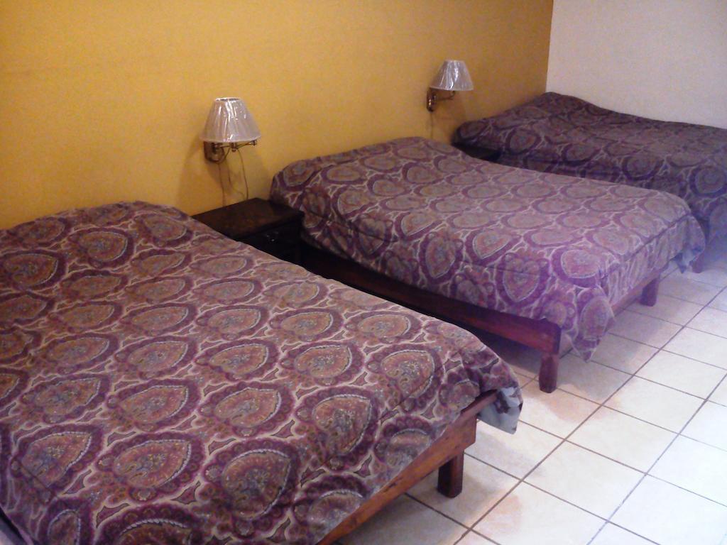 Hotel Los Balcones Parras de la Fuente Cameră foto